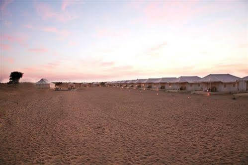 Готель Wind Desert Camp Sam Екстер'єр фото